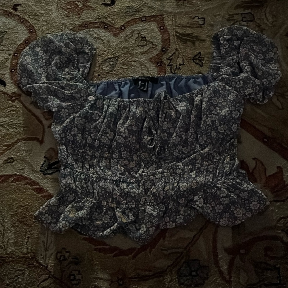 Floral forever 21 blouse